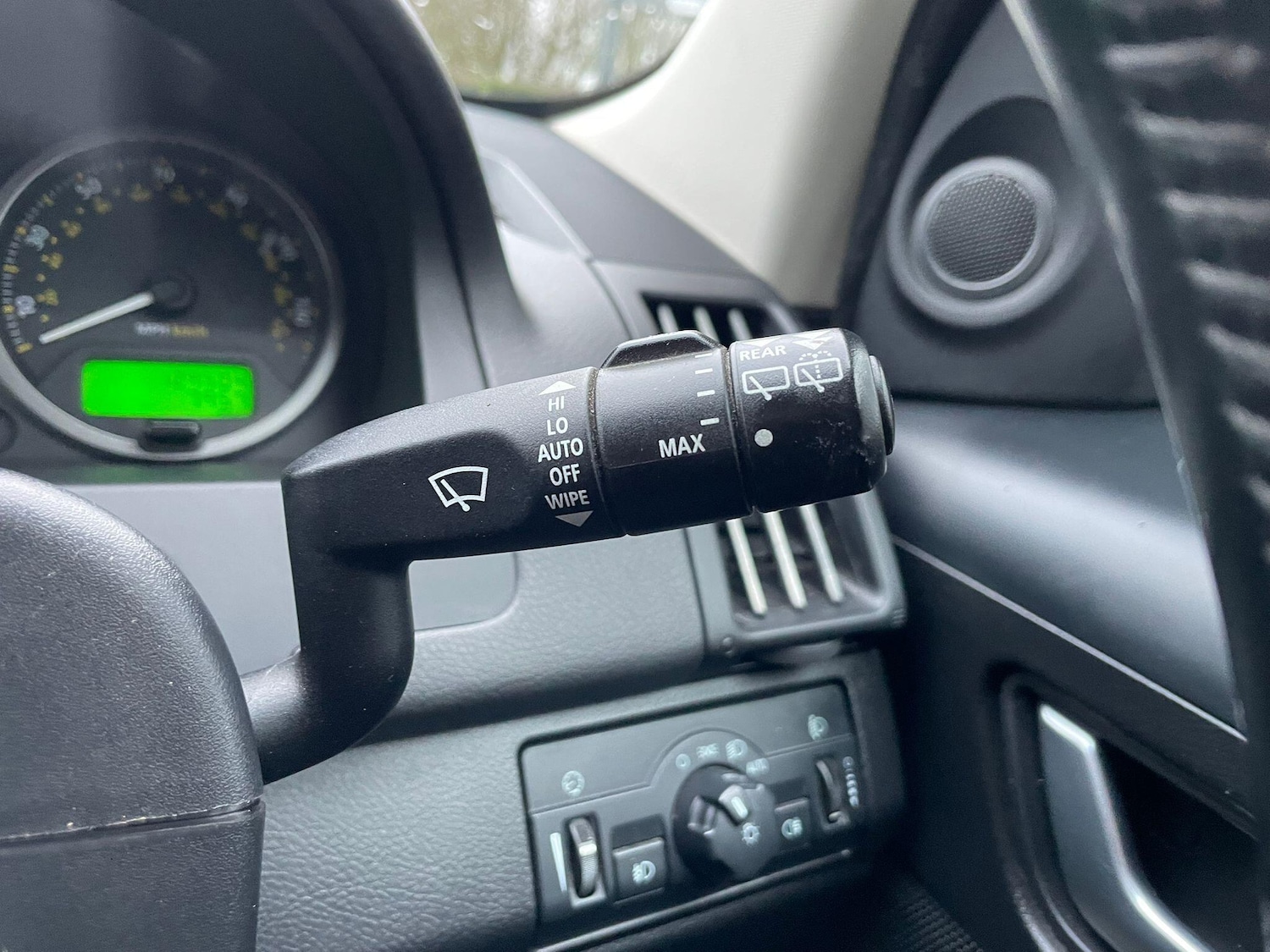 Used Land Rover Freelander 2010 for sale - 77564700: Photo 24