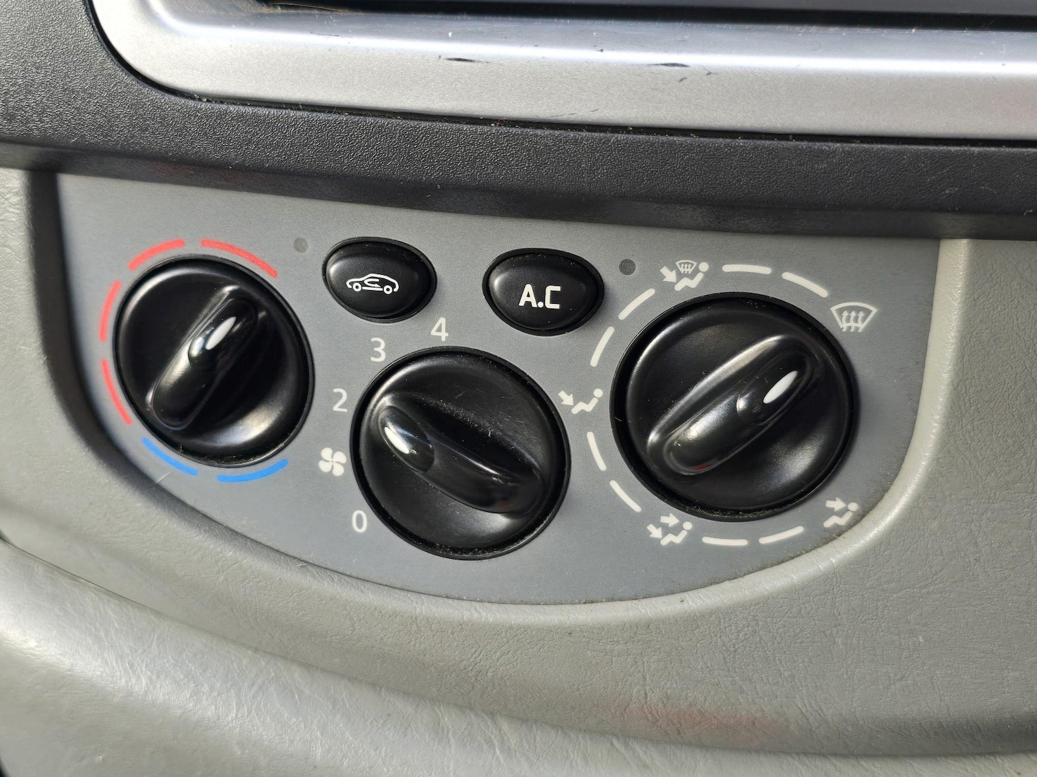 Used Vauxhall Vivaro 2013 for sale - 77386743: Photo 50