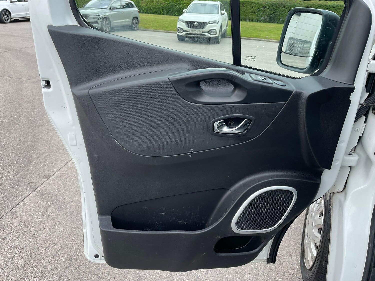 Used Vauxhall Vivaro for sale - 77670807: Photo 18