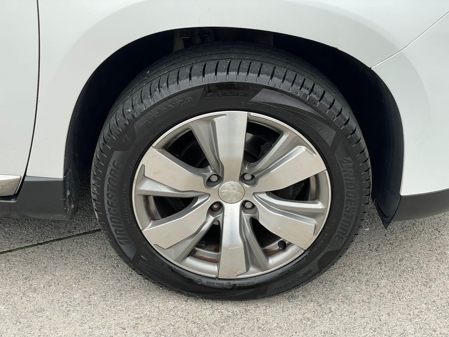 Used Peugeot 2008 2015 for sale - 77386893: Photo 22