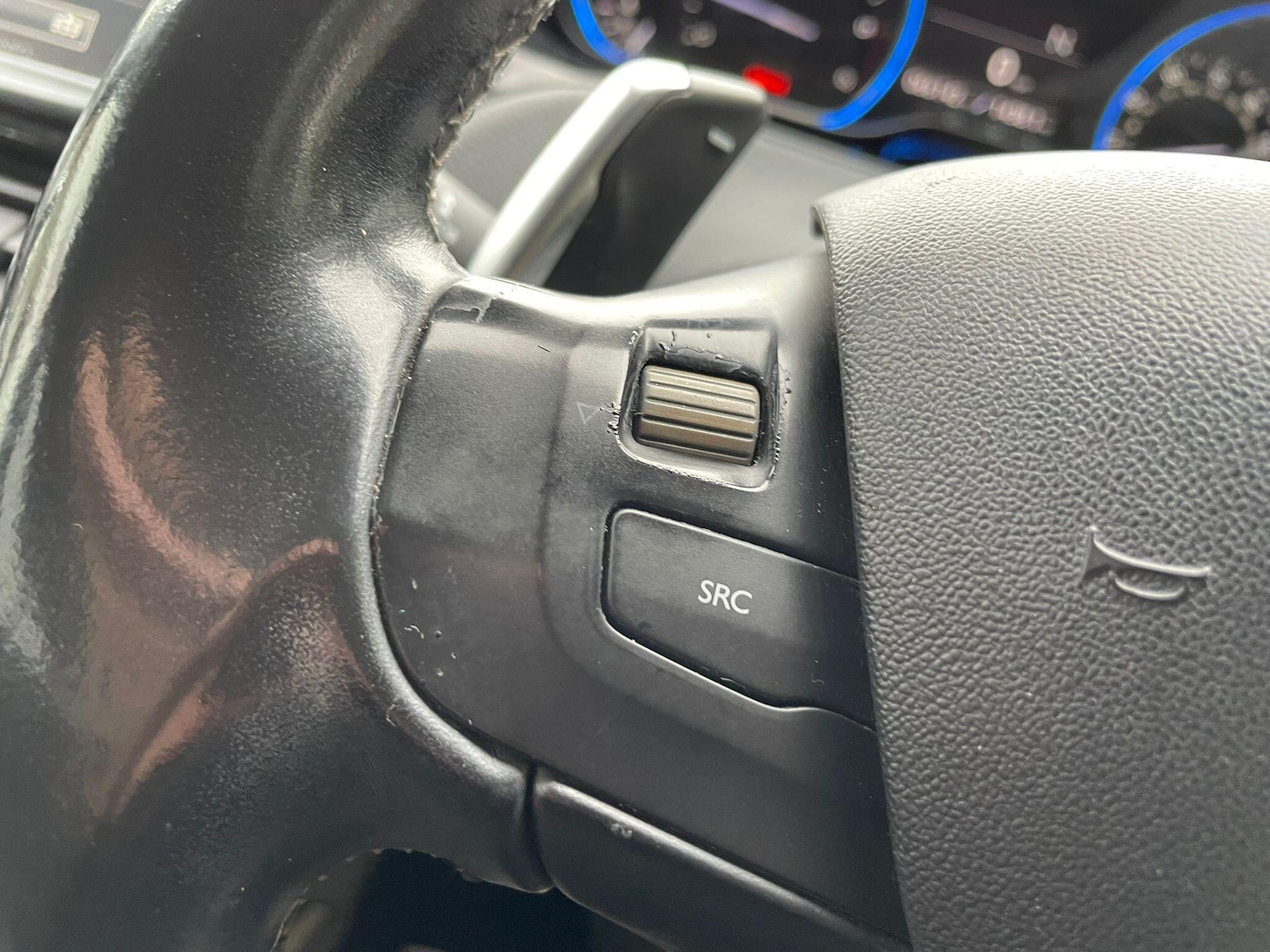 Used Peugeot 2008 2015 for sale - 77386893: Photo 38