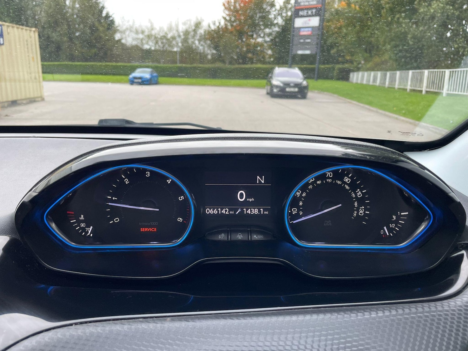 Used Peugeot 2008 2015 for sale - 77386893: Photo 40