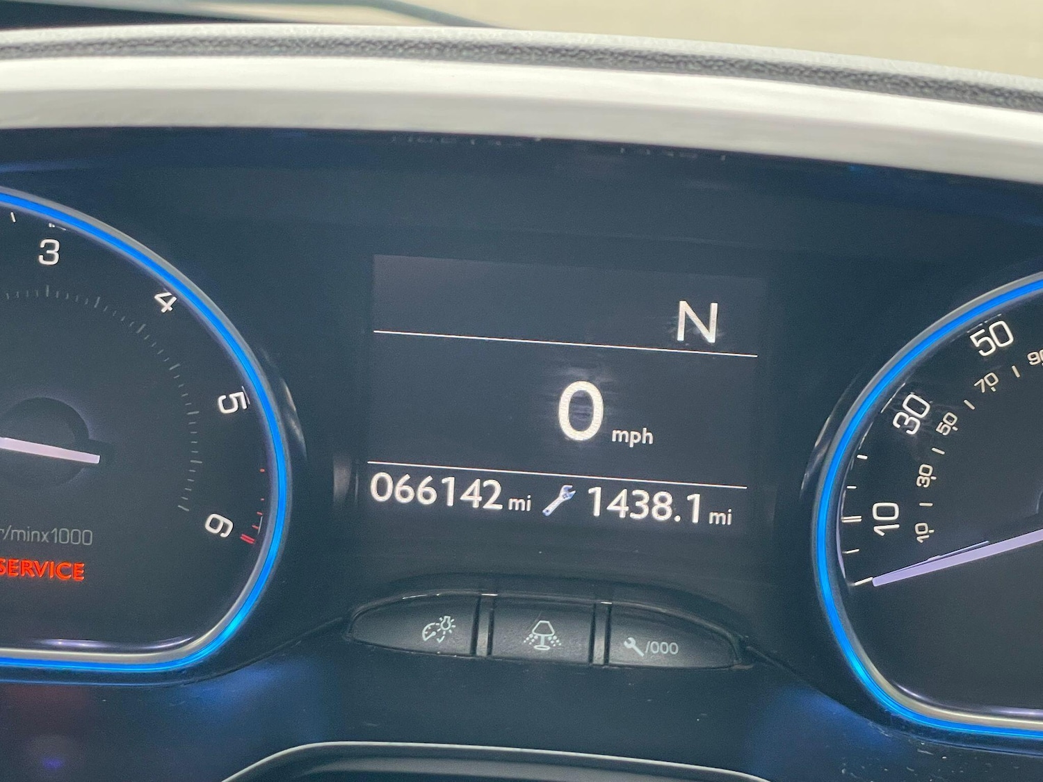 Used Peugeot 2008 2015 for sale - 77386893: Photo 41