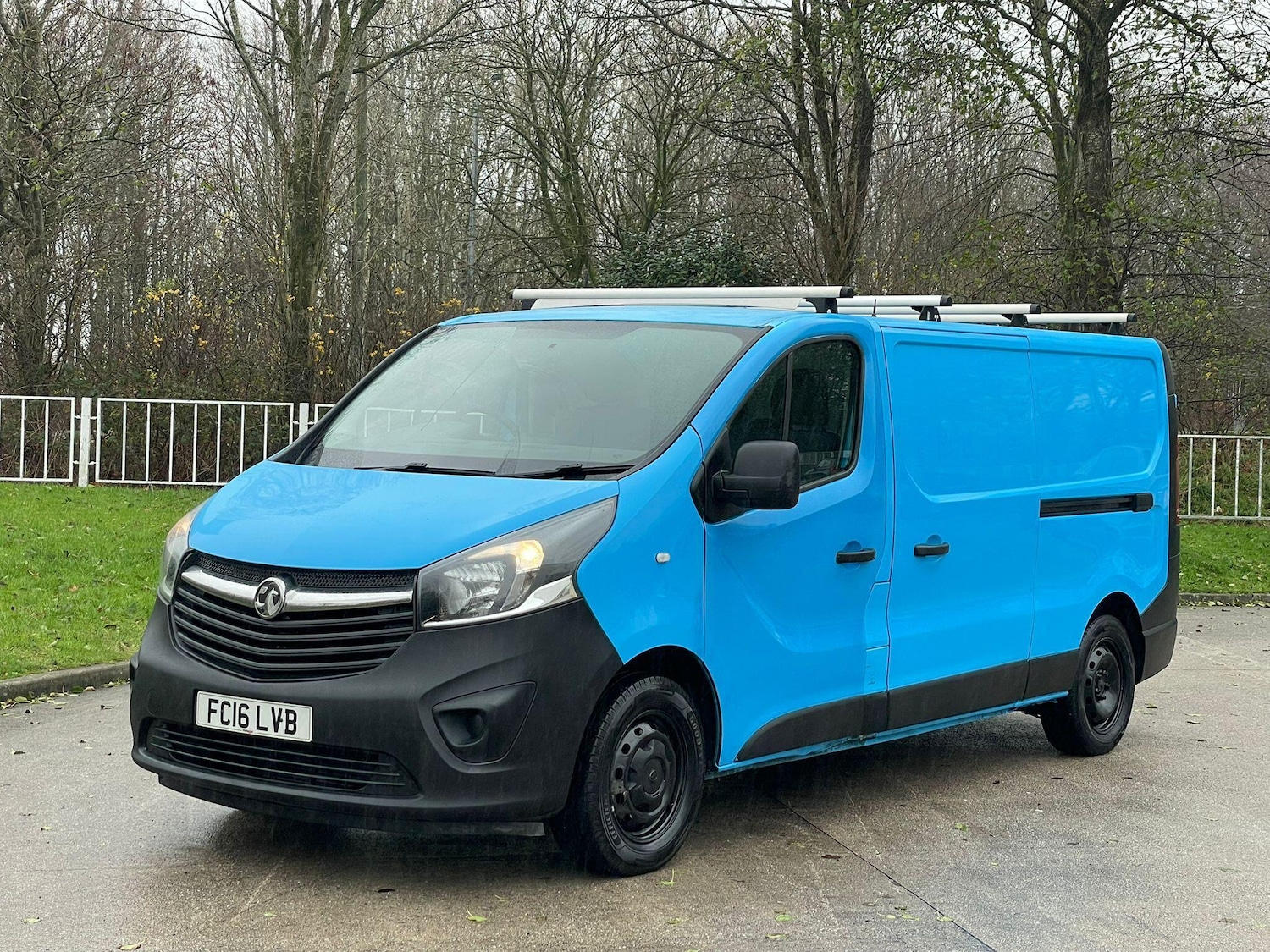 Used Vauxhall Vivaro 2016 for sale - 77386700: Photo 3