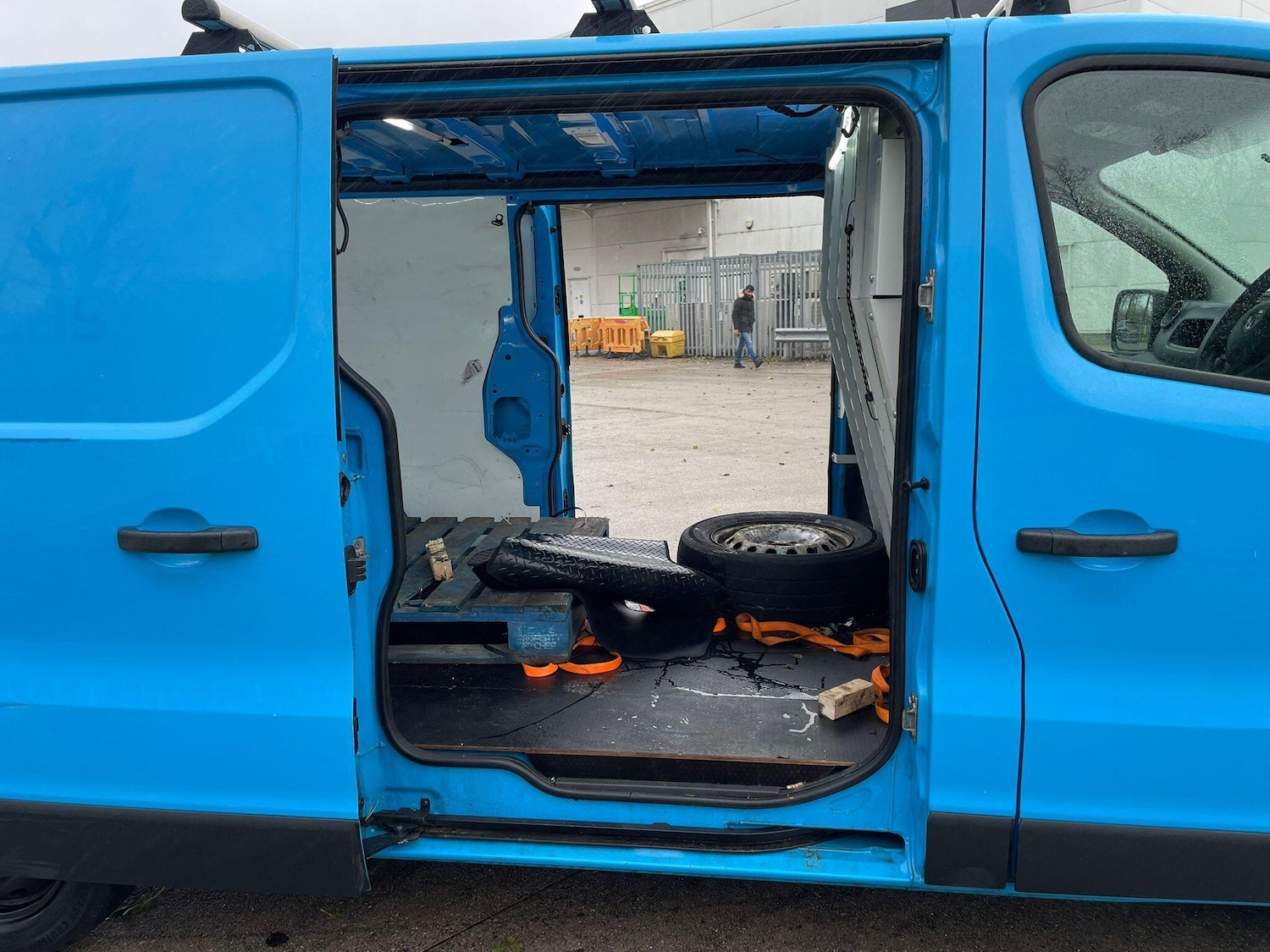 Used Vauxhall Vivaro 2016 for sale - 77386700: Photo 36