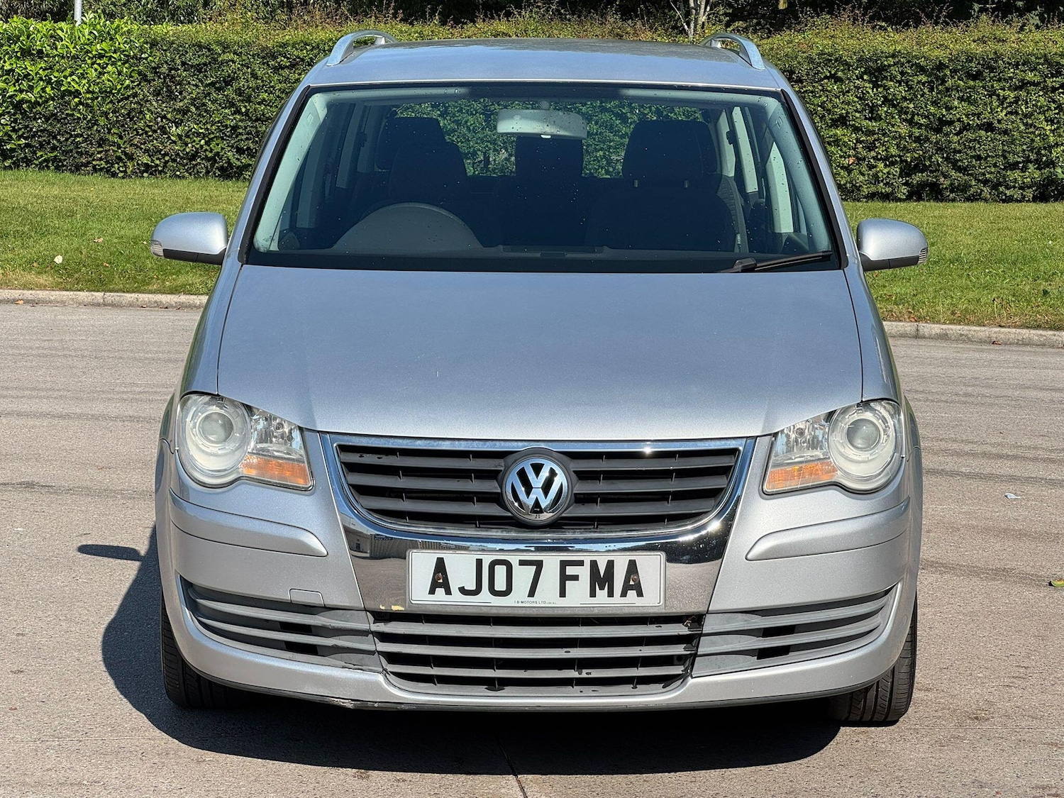 Used Volkswagen Touran 2007 for sale - 77386769: Photo 2