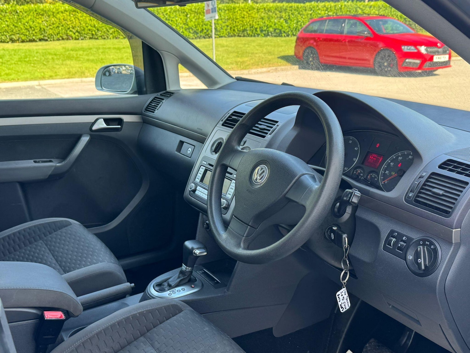 Used Volkswagen Touran 2007 for sale - 77386769: Photo 24