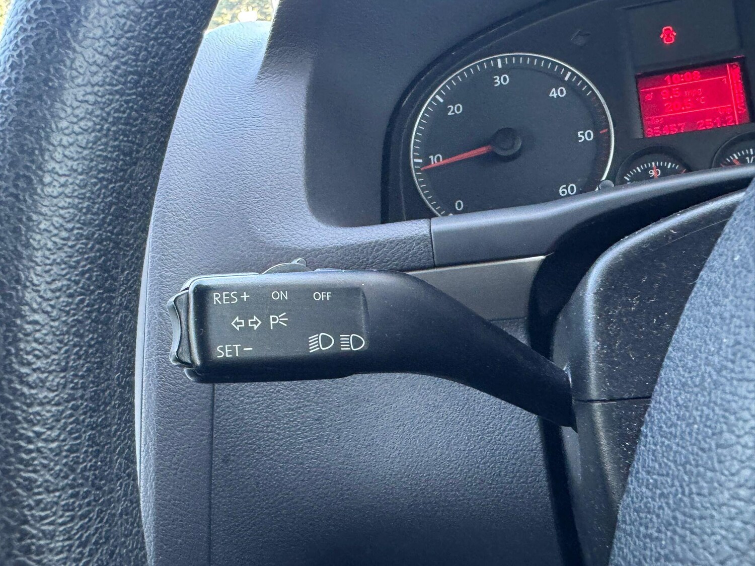 Used Volkswagen Touran 2007 for sale - 77386769: Photo 27