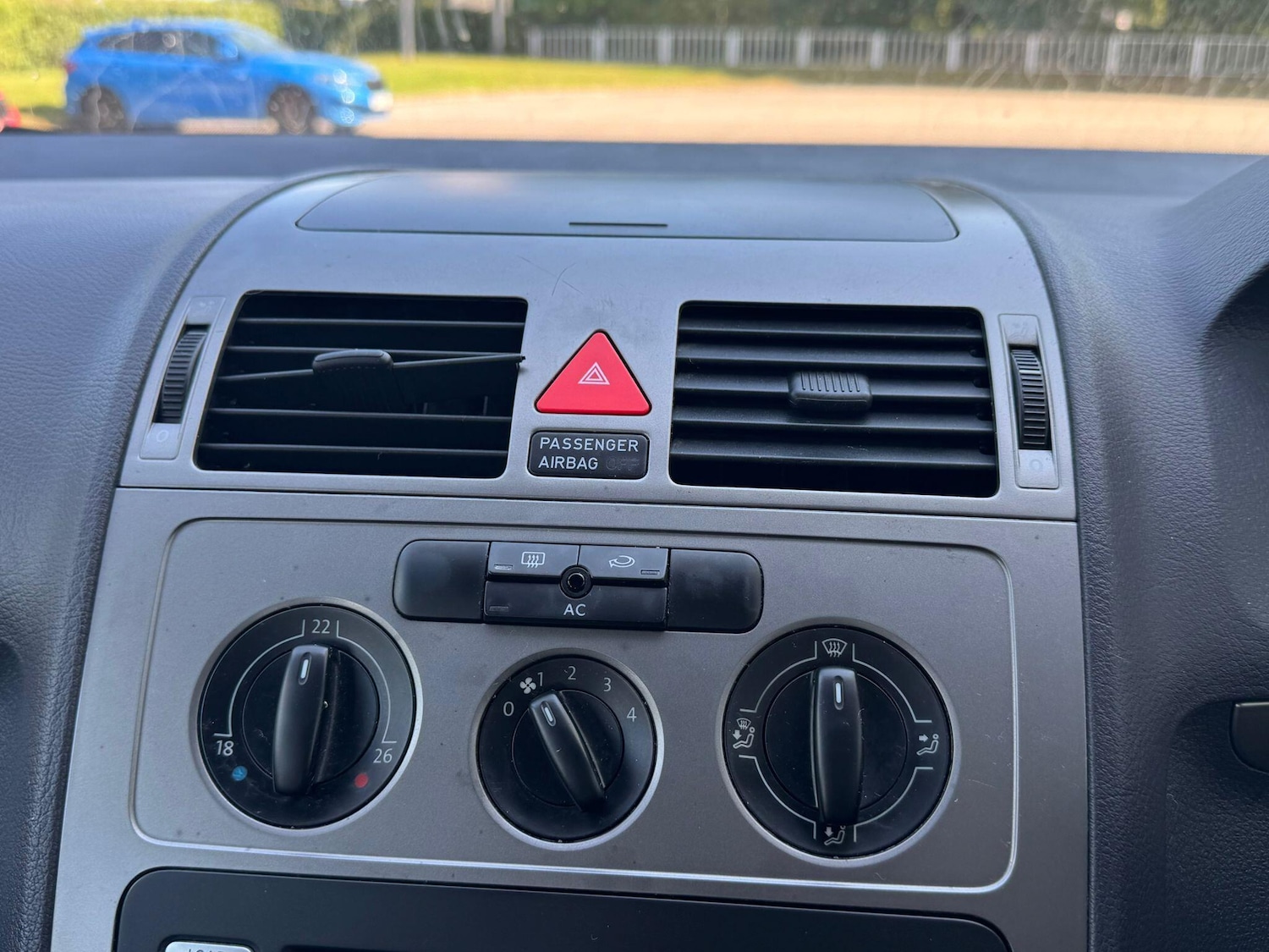 Used Volkswagen Touran 2007 for sale - 77386769: Photo 29