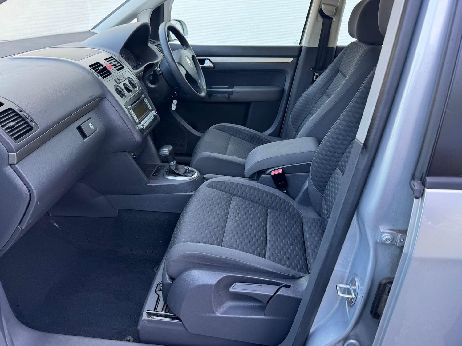 Used Volkswagen Touran 2007 for sale - 77386769: Photo 43