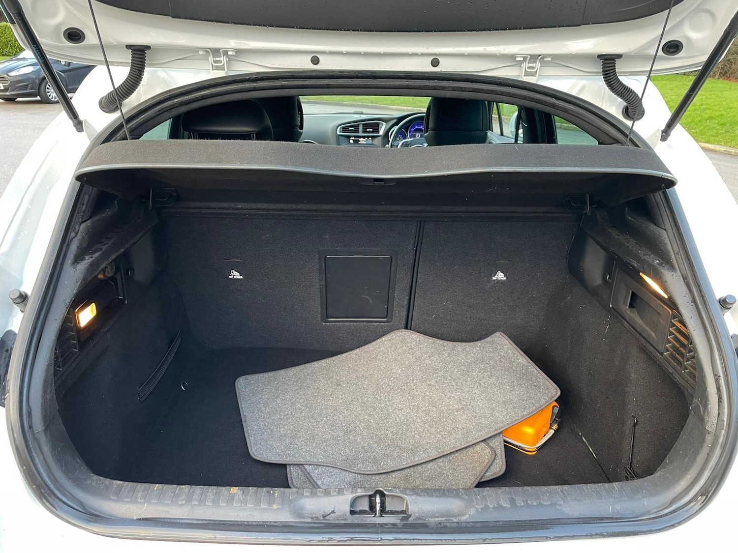 Used Citroen DS4 2015 for sale - 77386829: Photo 38