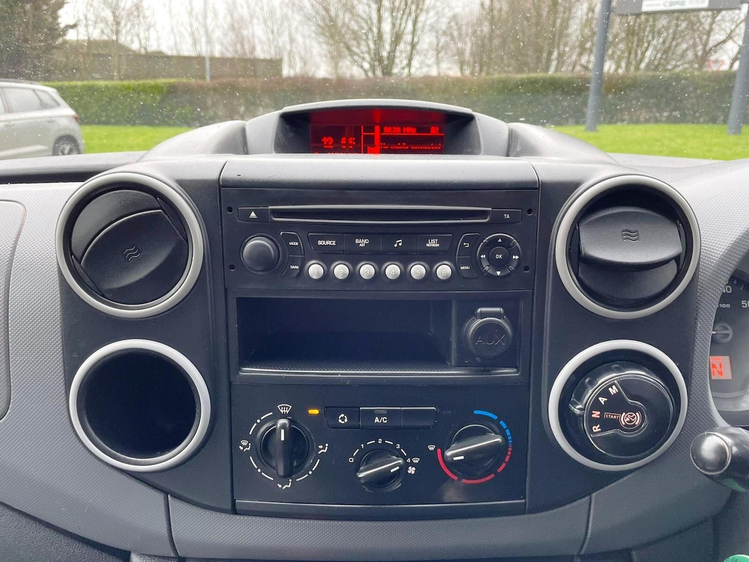 Used Citroen Berlingo 2014 for sale - 77411836: Photo 37