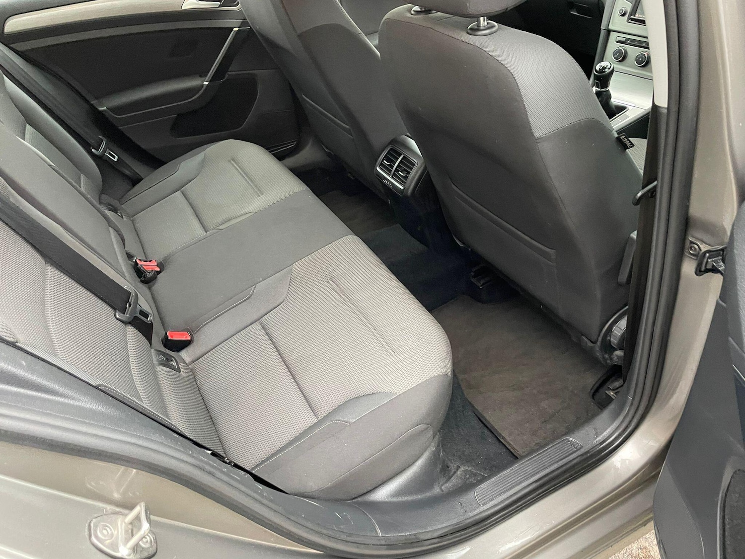 Used Volkswagen Golf 2016 for sale - 77400679: Photo 17