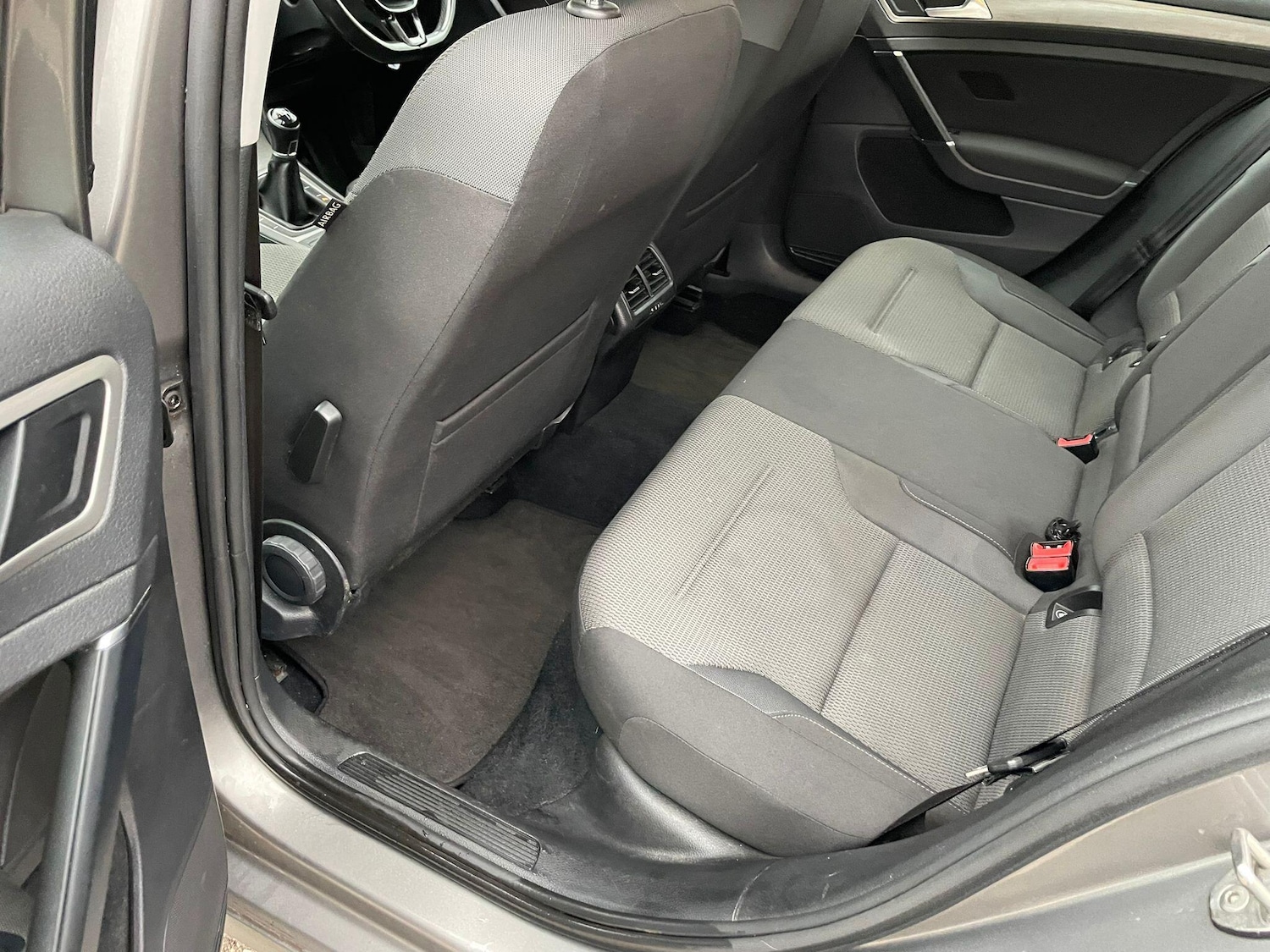 Used Volkswagen Golf 2016 for sale - 77400679: Photo 19