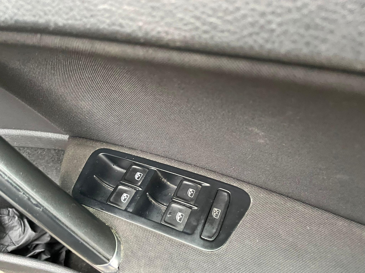 Used Volkswagen Golf 2016 for sale - 77400679: Photo 21