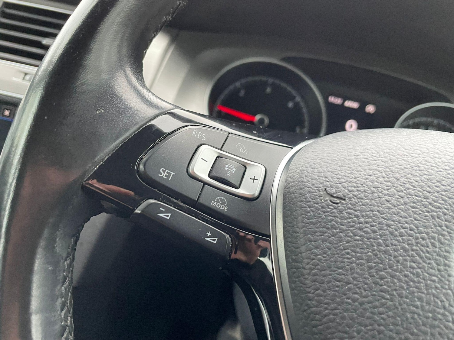 Used Volkswagen Golf 2016 for sale - 77400679: Photo 24