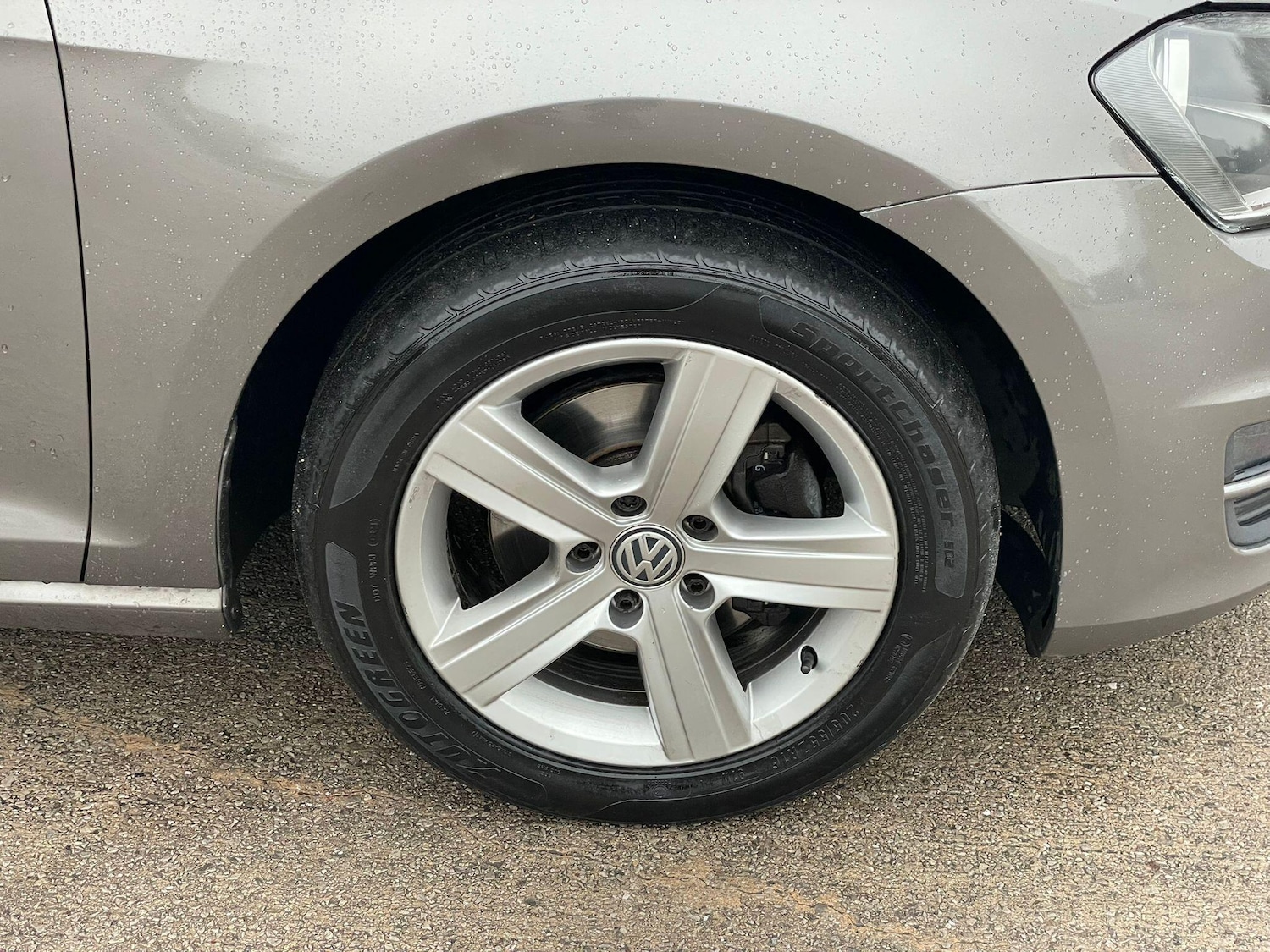 Used Volkswagen Golf 2016 for sale - 77400679: Photo 35