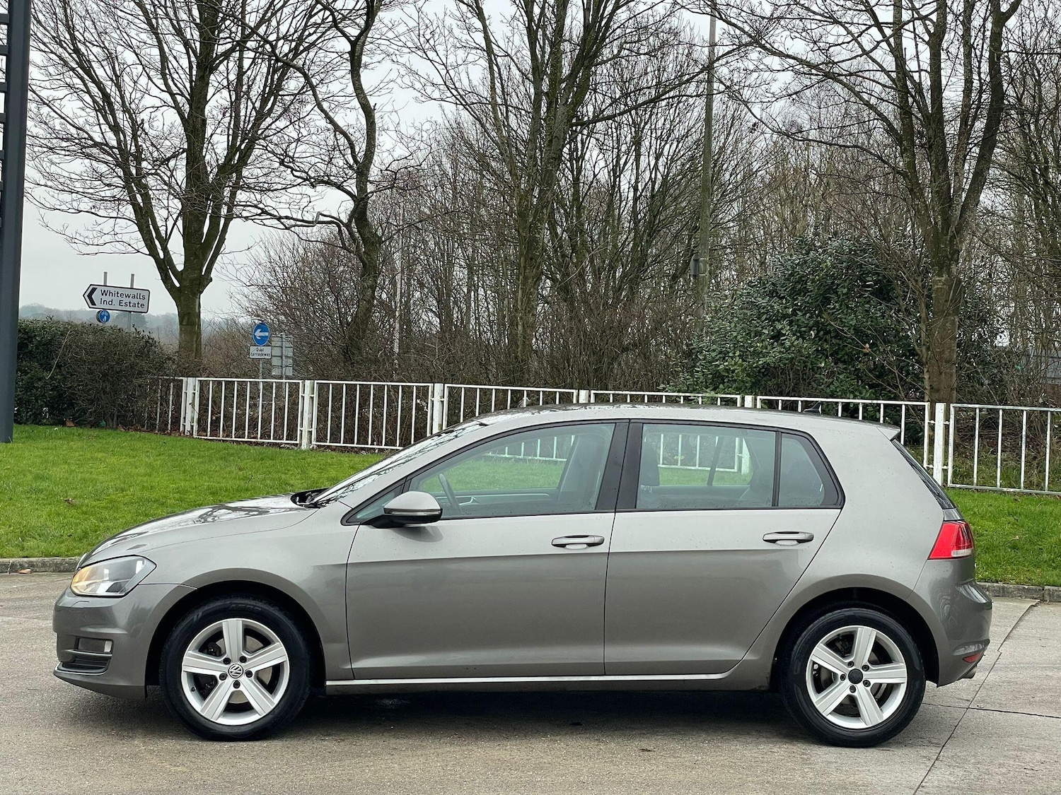Used Volkswagen Golf 2016 for sale - 77400679: Photo 4