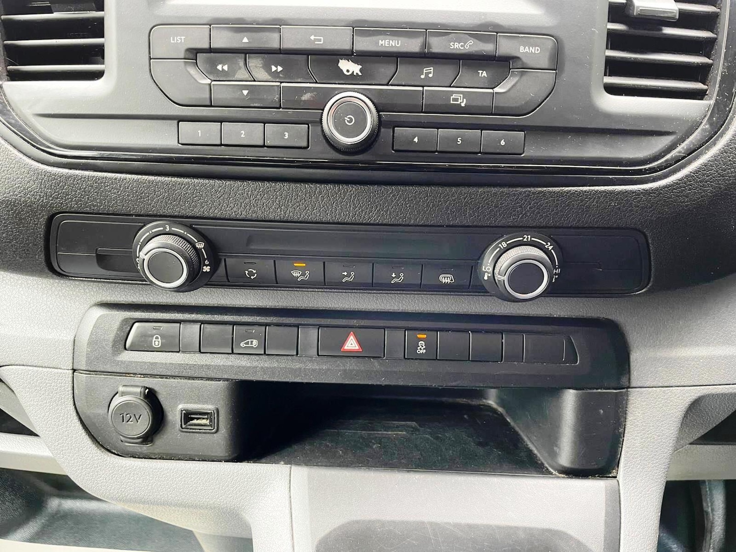 Used Peugeot Expert 2018 for sale - 77386505: Photo 40