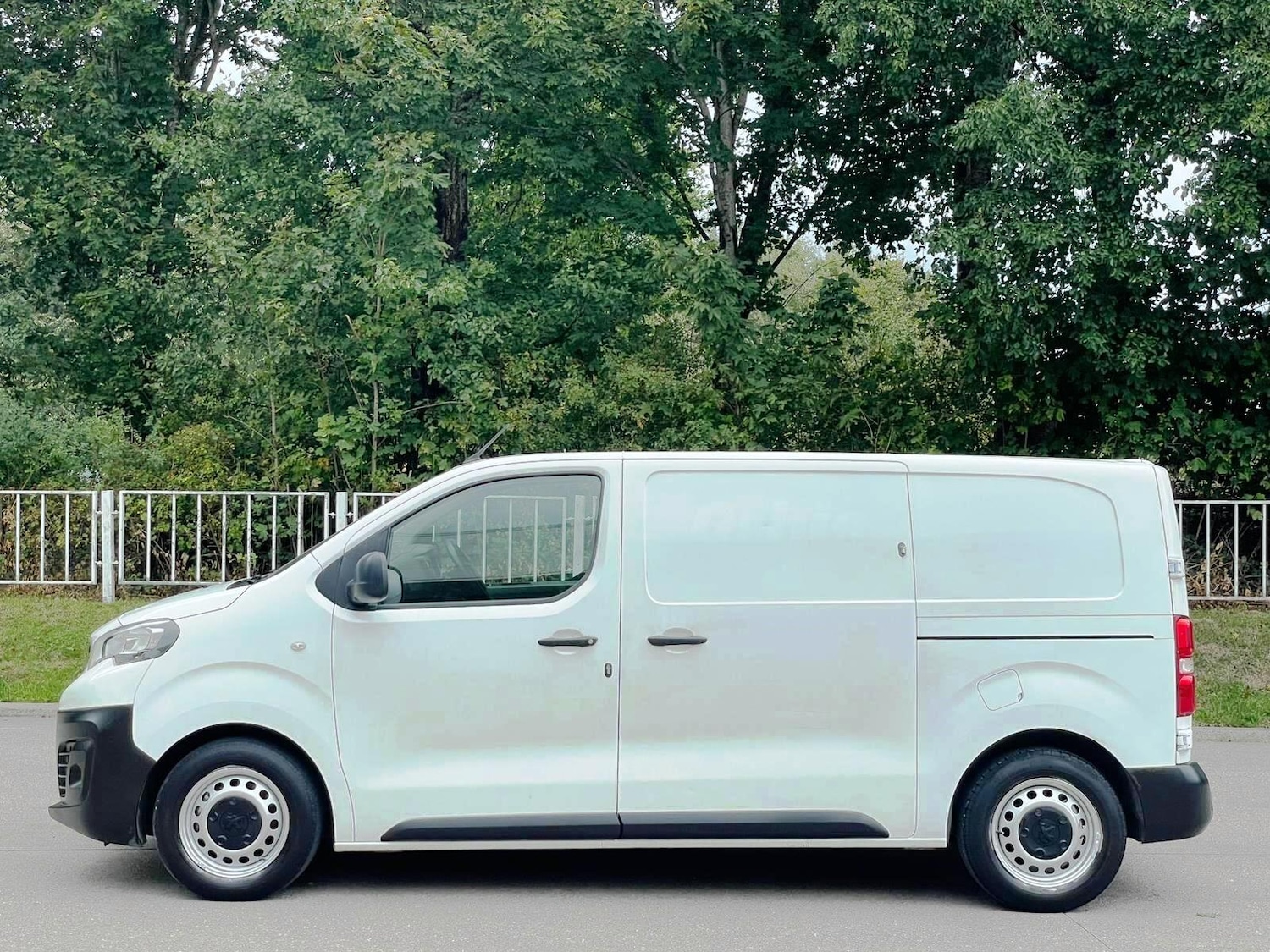 Used Peugeot Expert 2018 for sale - 77386505: Photo 6