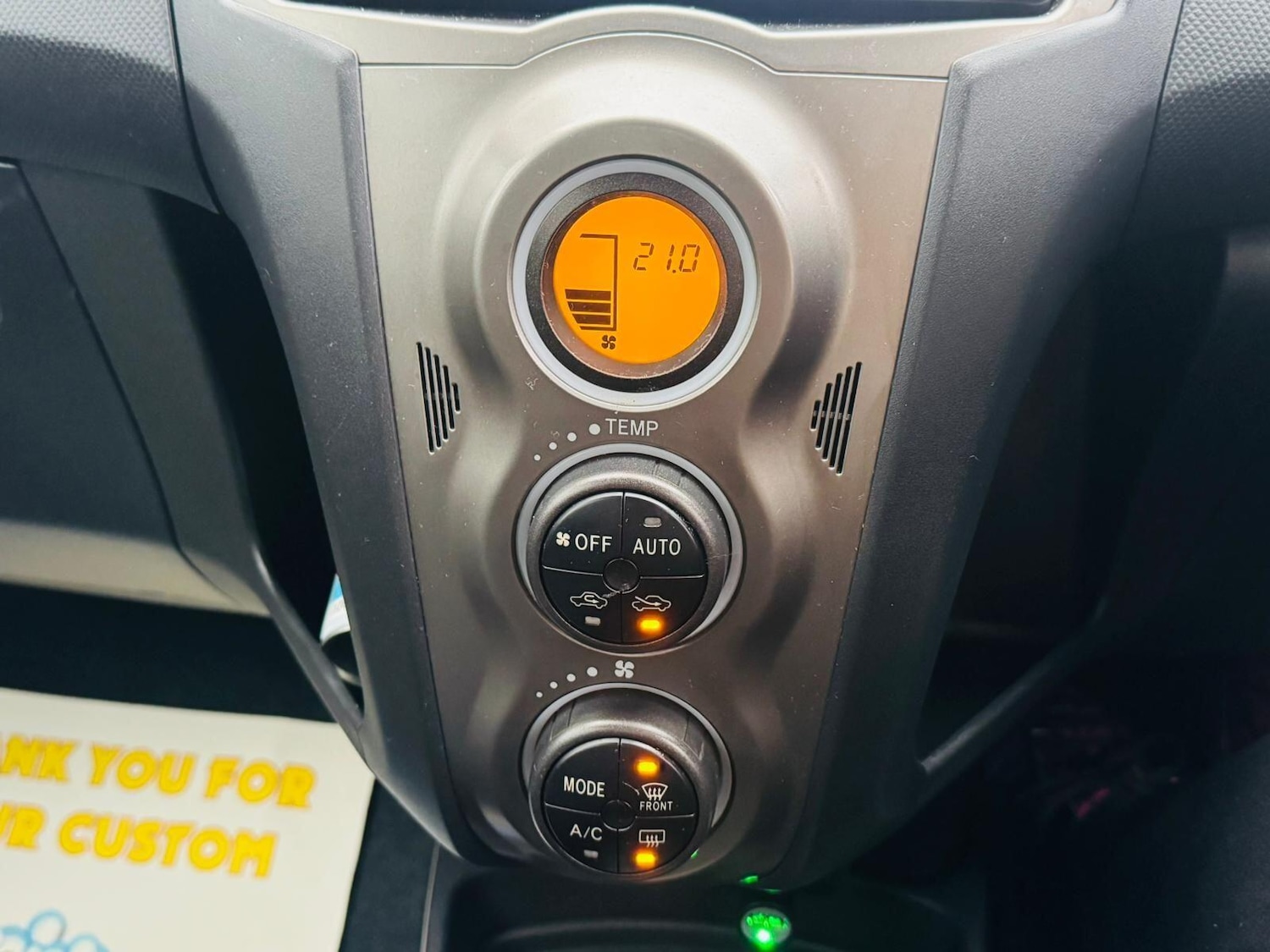 Used Toyota Yaris 2011 for sale - 77647202: Photo 49