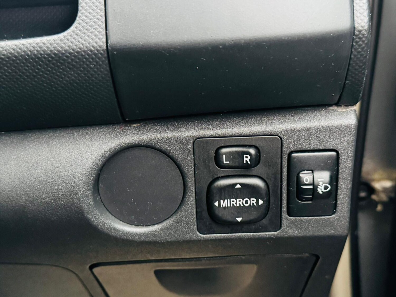 Used Toyota Yaris 2011 for sale - 77647202: Photo 50