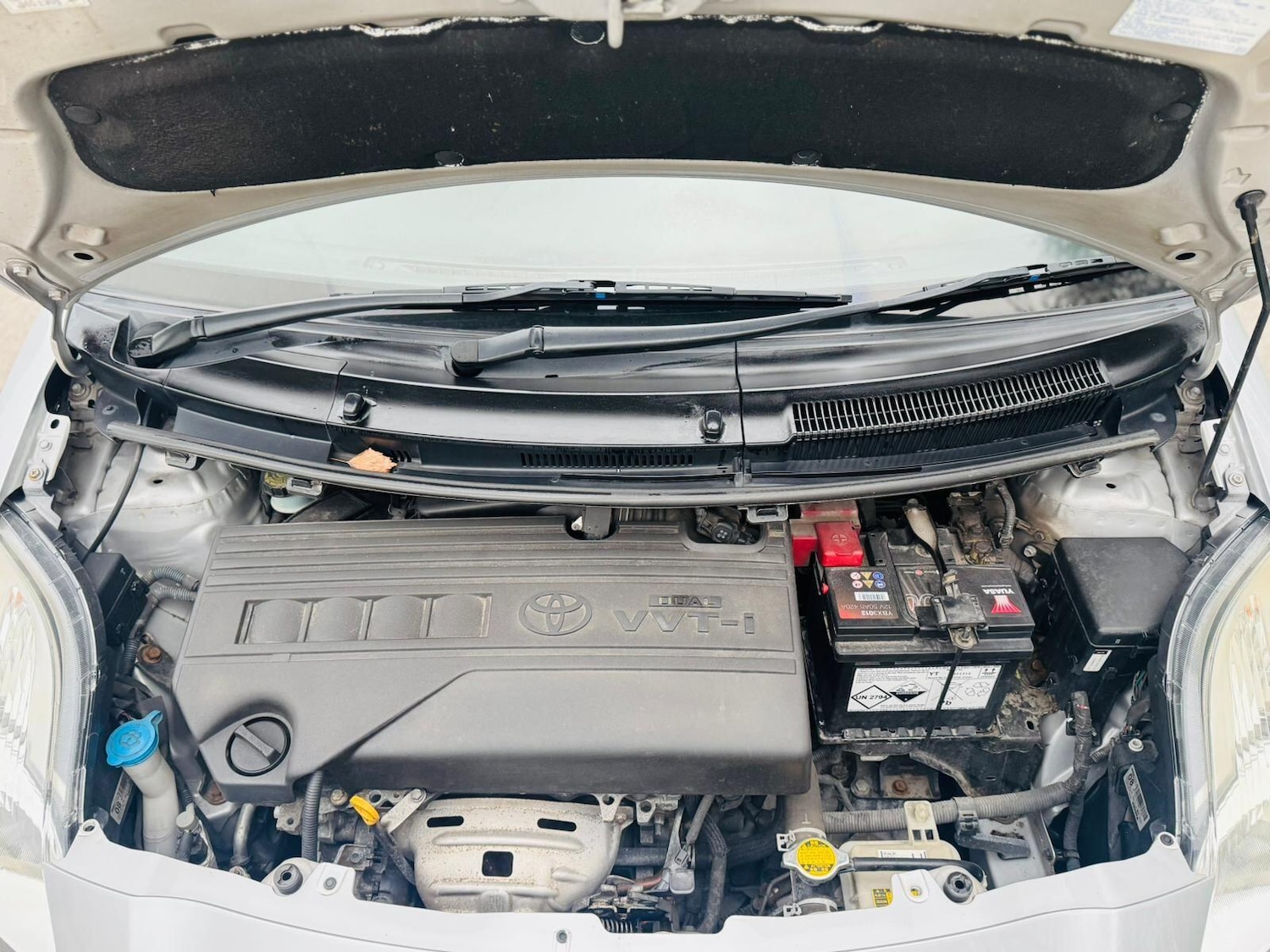 Used Toyota Yaris 2011 for sale - 77647202: Photo 54