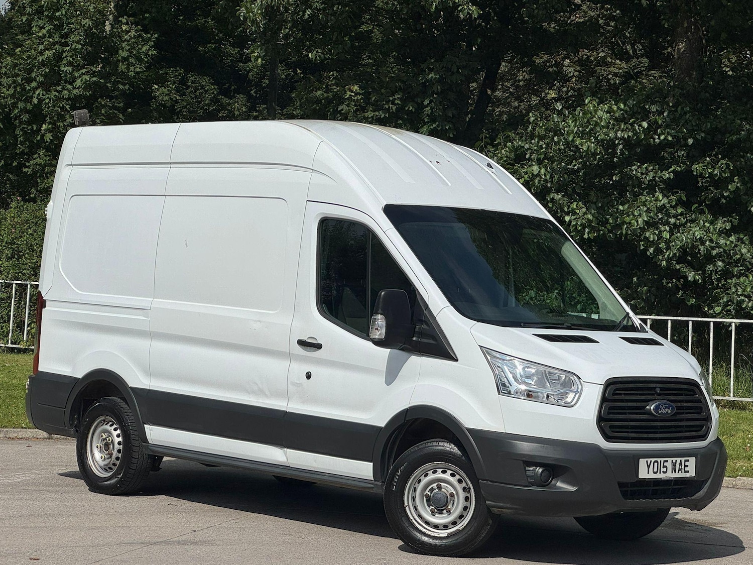 Used Ford Transit 2015 for sale - 77387140: Photo 1