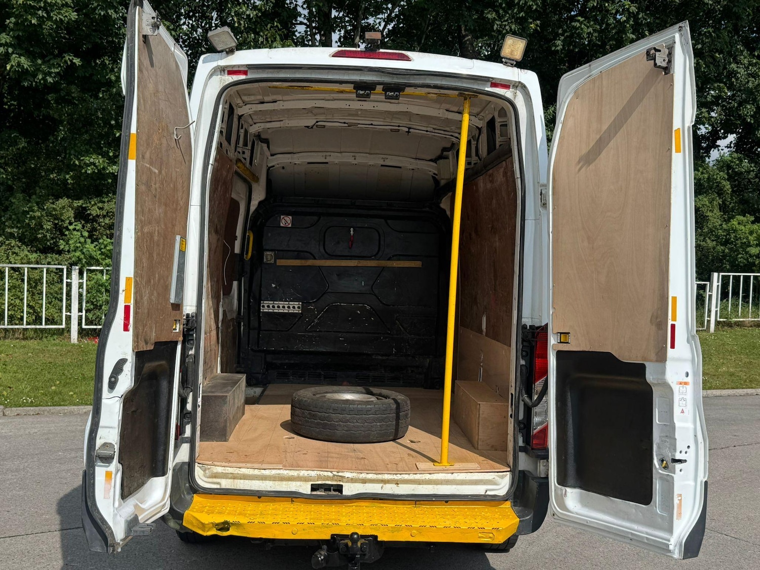 Used Ford Transit 2015 for sale - 77387140: Photo 33