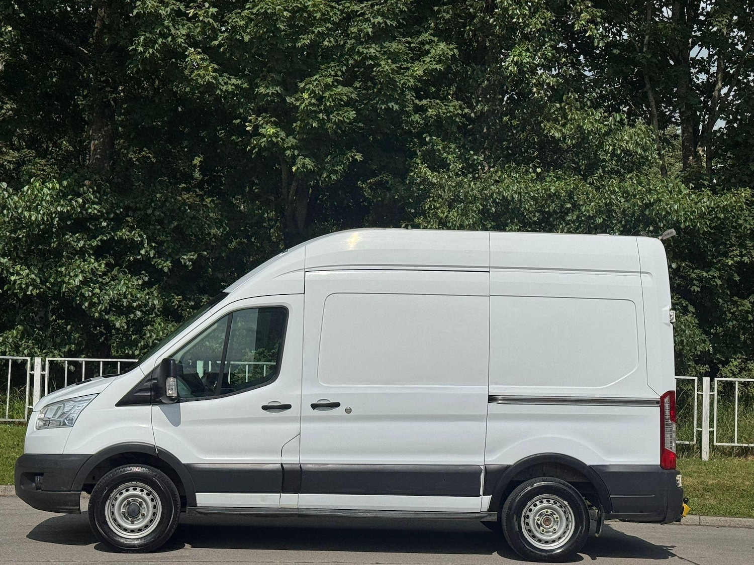 Used Ford Transit 2015 for sale - 77387140: Photo 4