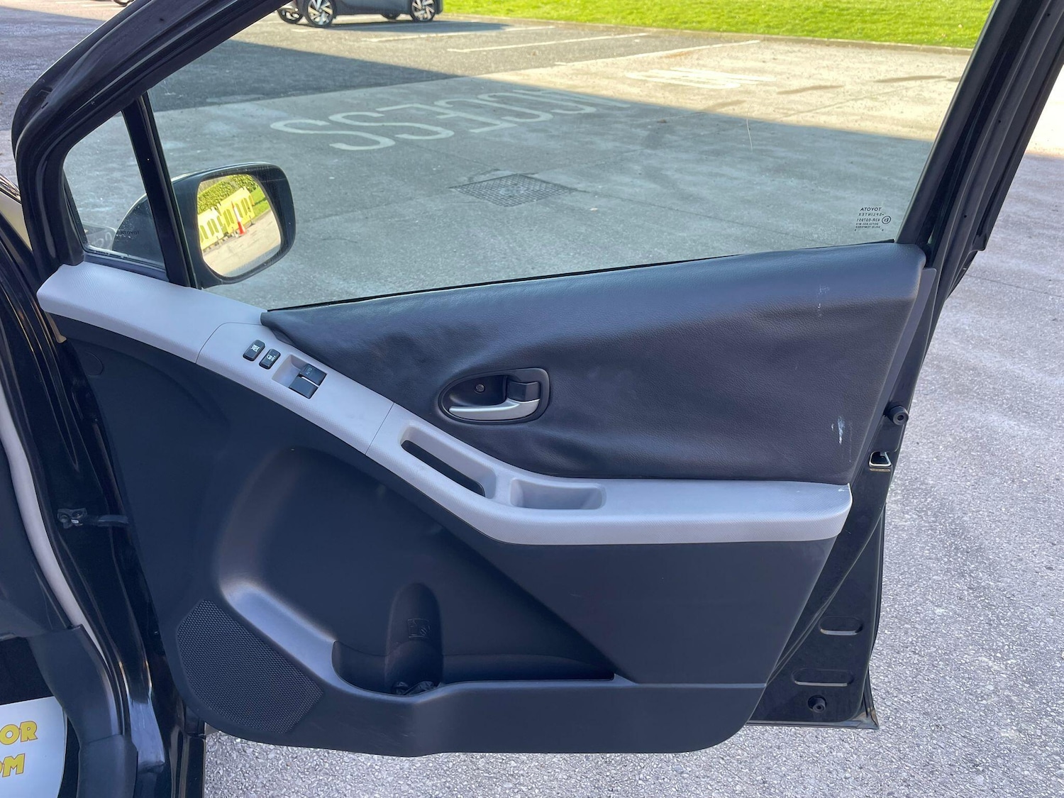 Used Toyota Yaris 2008 for sale - 77824686: Photo 18