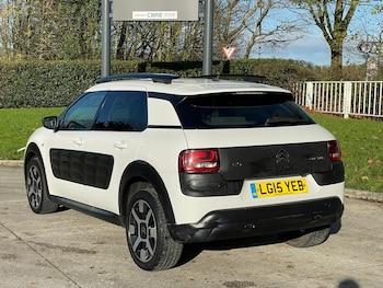 Used Citroen C4 Cactus 2015 for sale - 77387348: Photo