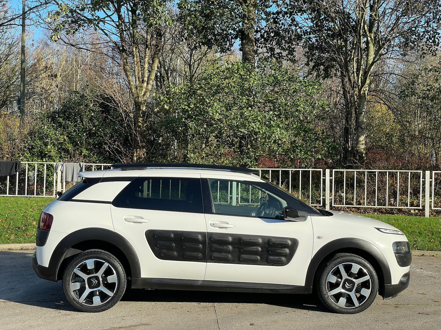 Used Citroen C4 Cactus 2015 for sale - 77387348: Photo 8