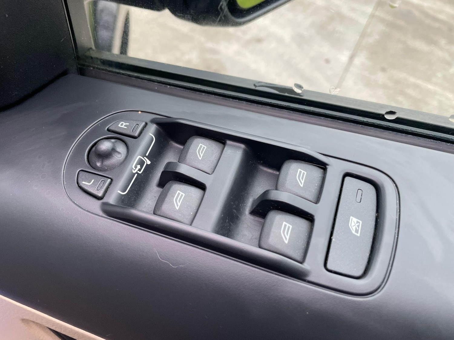 Used Land Rover Freelander 2011 for sale - 77400612: Photo 18