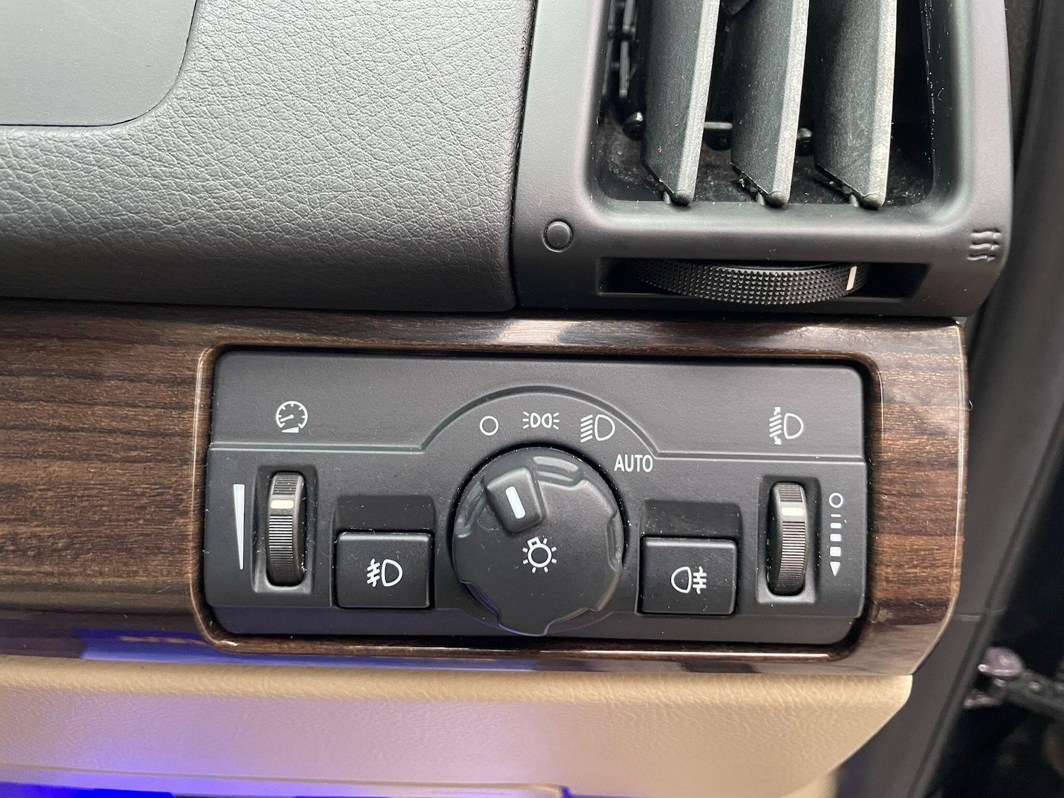 Used Land Rover Freelander 2011 for sale - 77400612: Photo 19