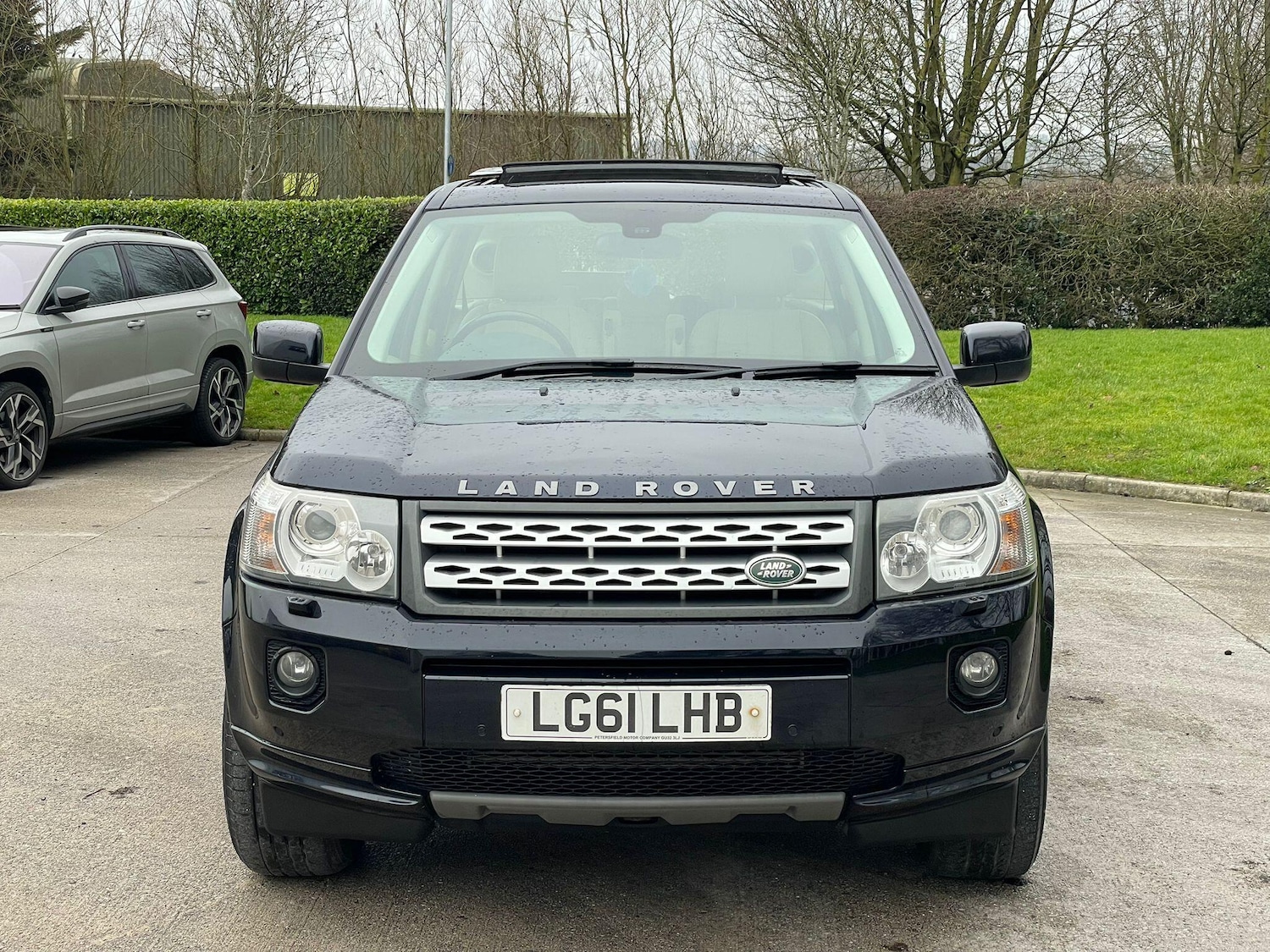Used Land Rover Freelander 2011 for sale - 77400612: Photo 2