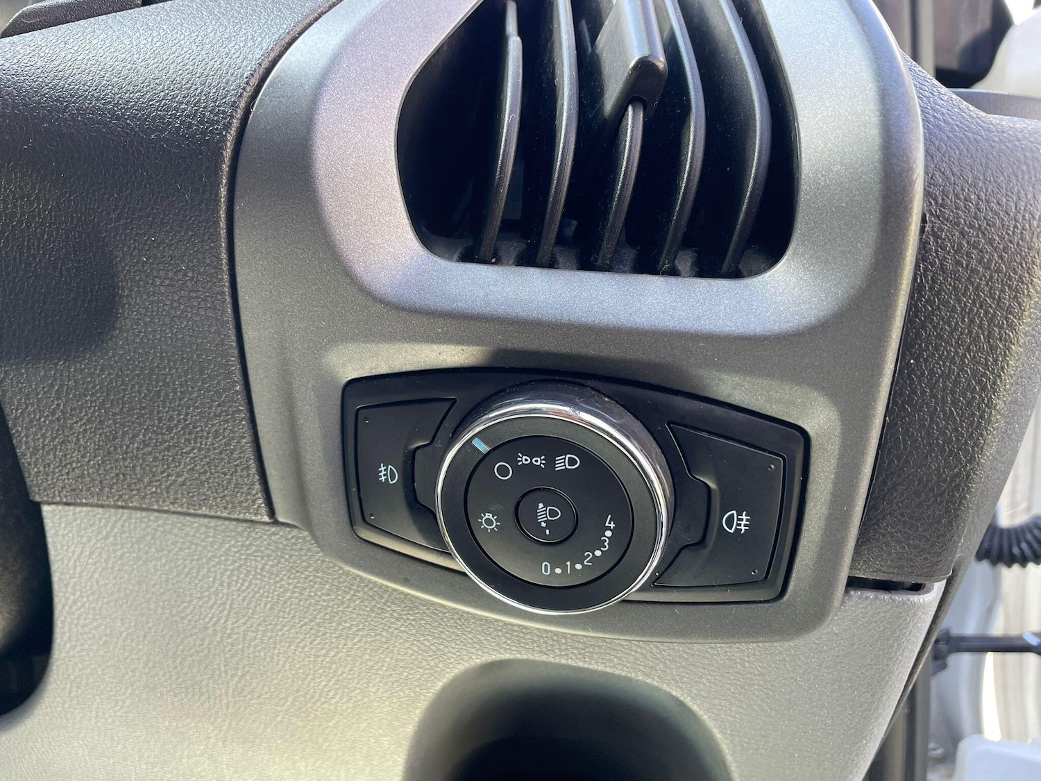 Used Ford Transit Custom 2016 for sale - 78086728: Photo 40