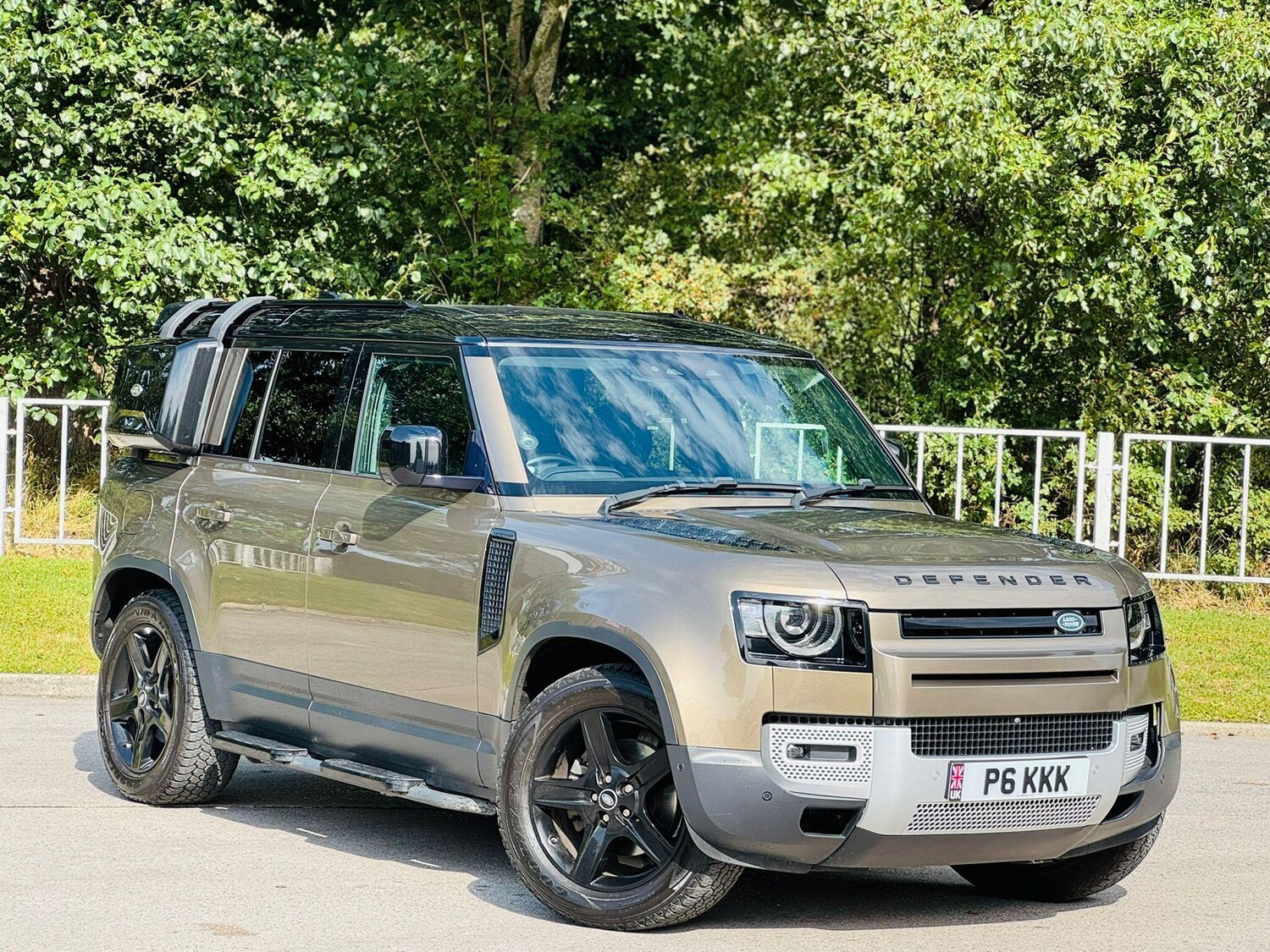 Used Land Rover Defender 110 for sale - 77386691: Photo 10