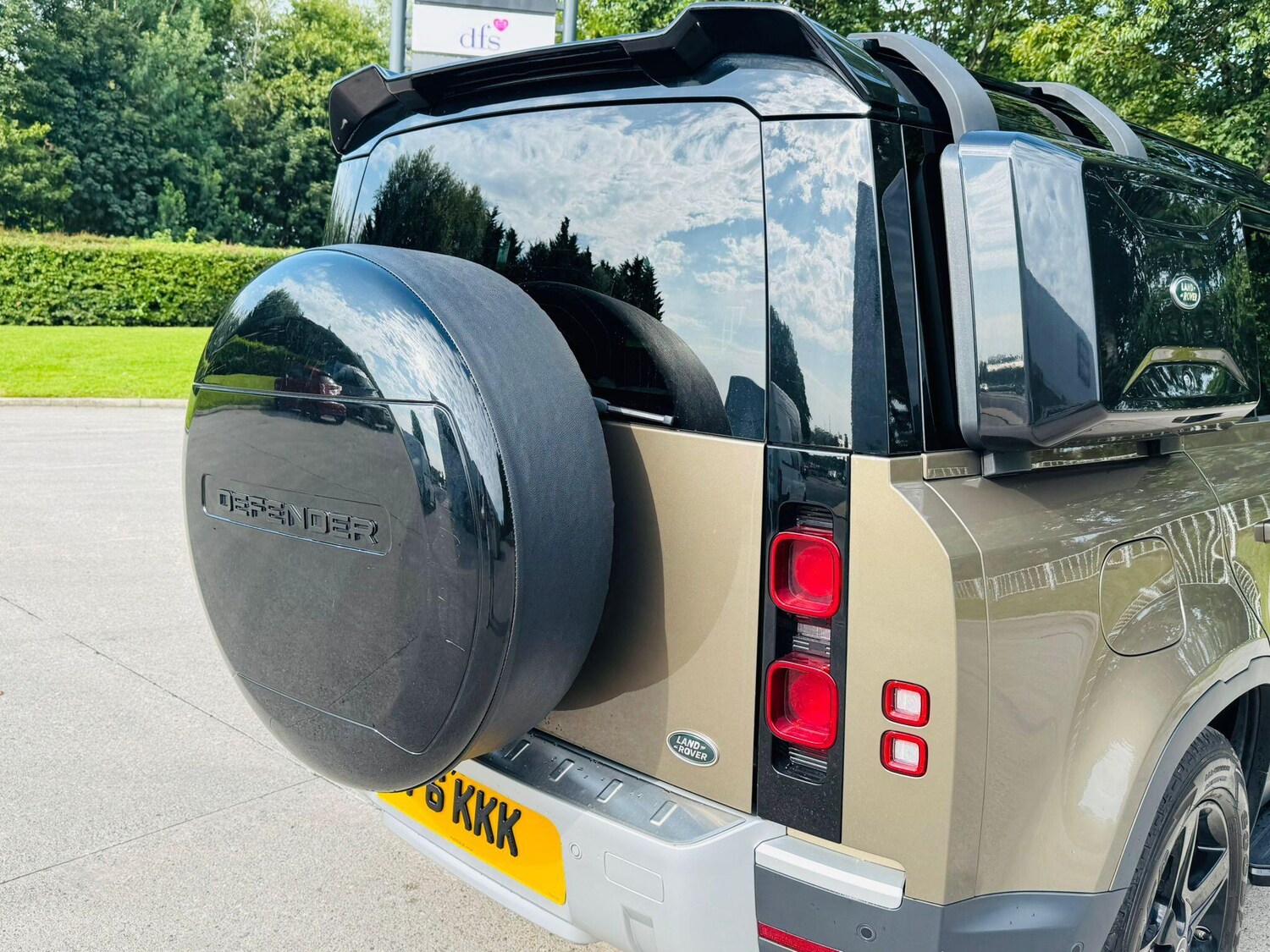 Used Land Rover Defender 110 for sale - 77386691: Photo 19