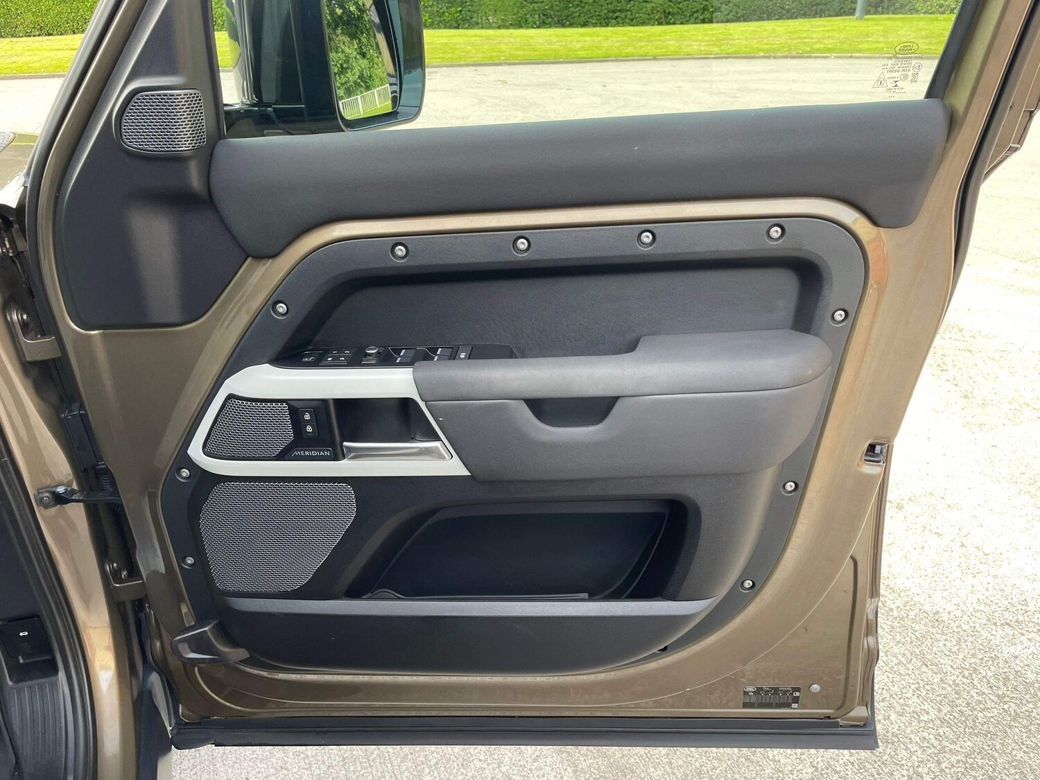 Used Land Rover Defender 110 for sale - 77386691: Photo 21