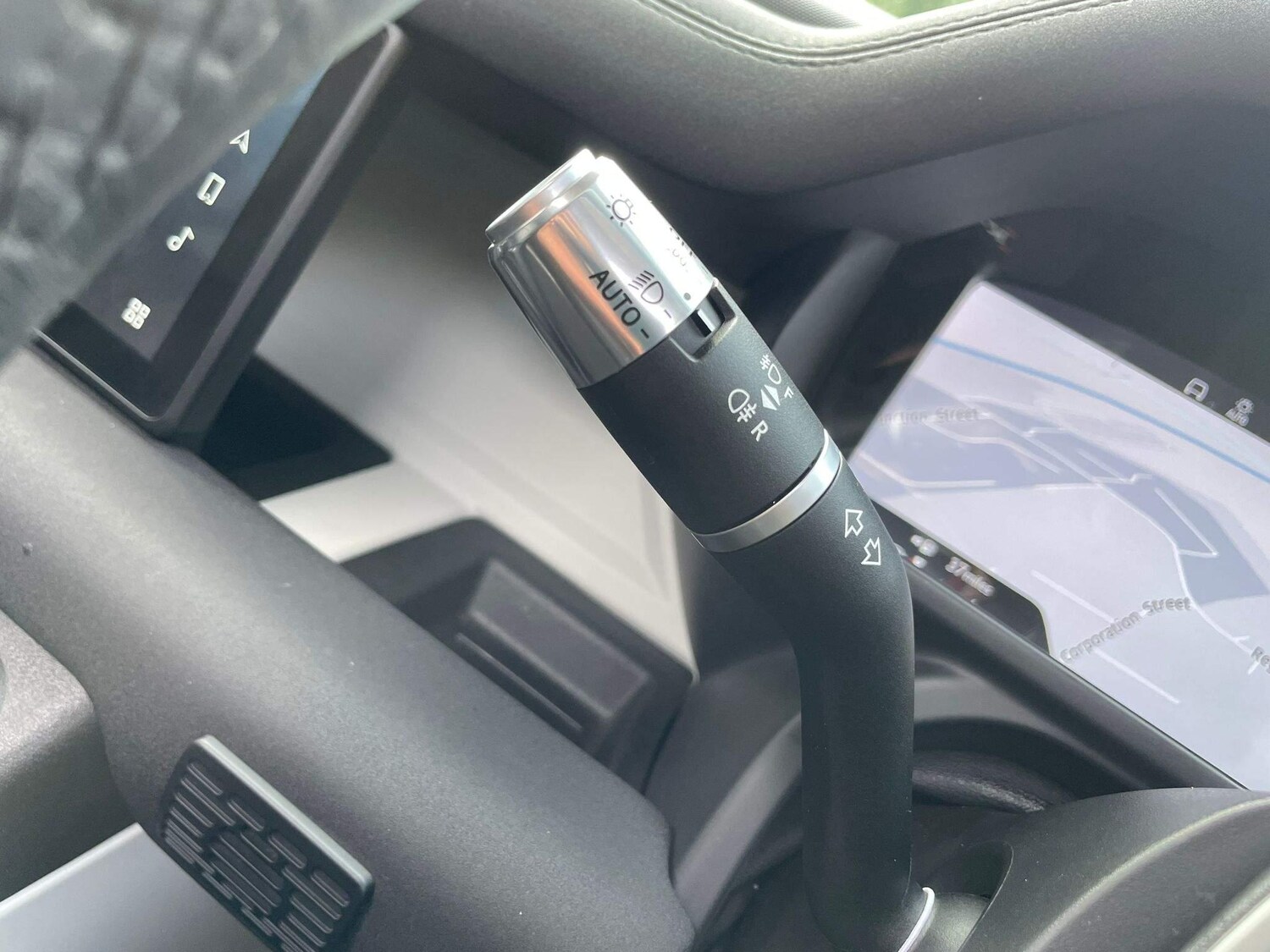 Used Land Rover Defender 110 for sale - 77386691: Photo 54