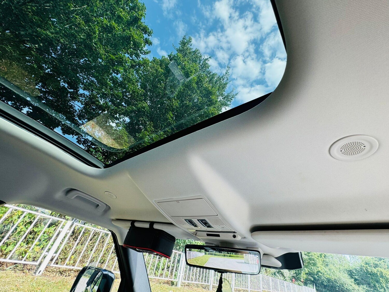 Used Land Rover Defender 110 for sale - 77386691: Photo 79