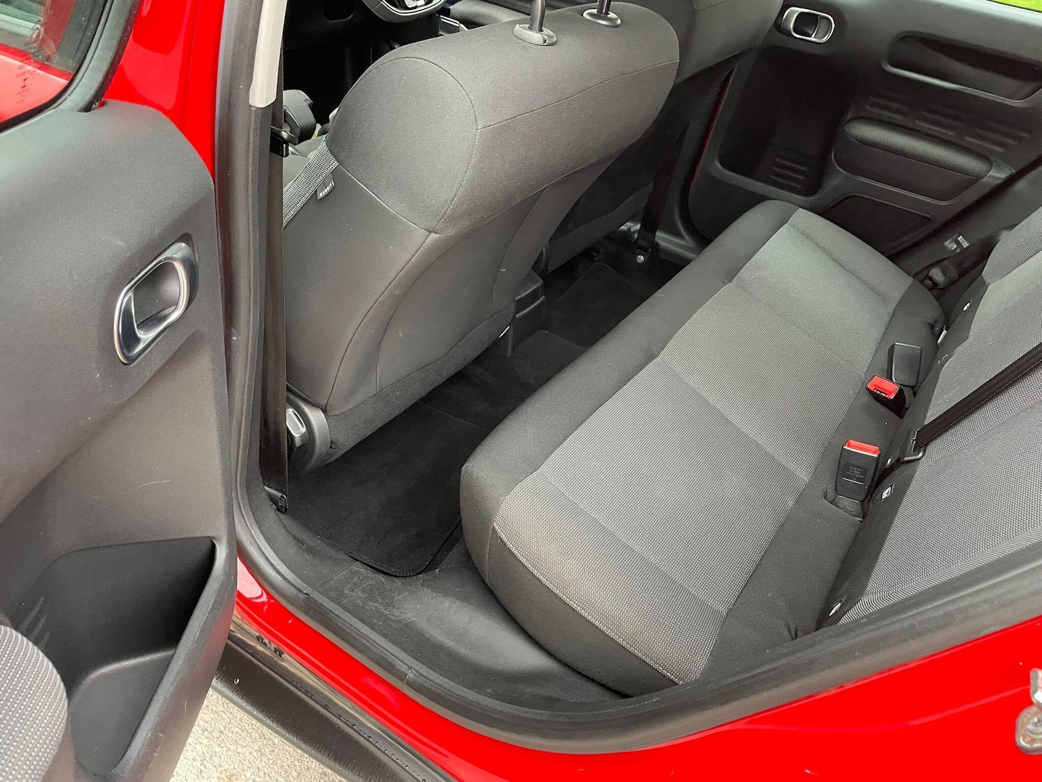 Used Citroen C4 Cactus for sale - 77808816: Photo 30