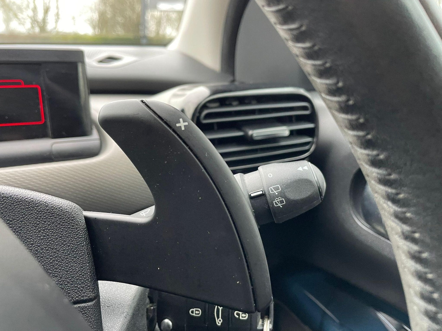 Used Citroen C4 Cactus for sale - 77808816: Photo 35