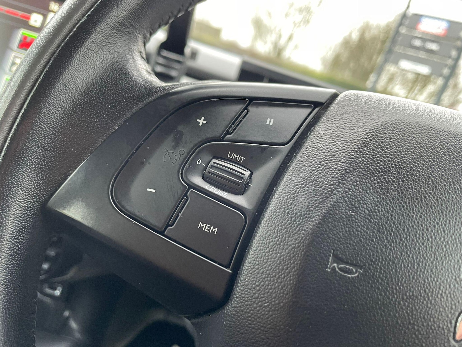 Used Citroen C4 Cactus for sale - 77808816: Photo 36