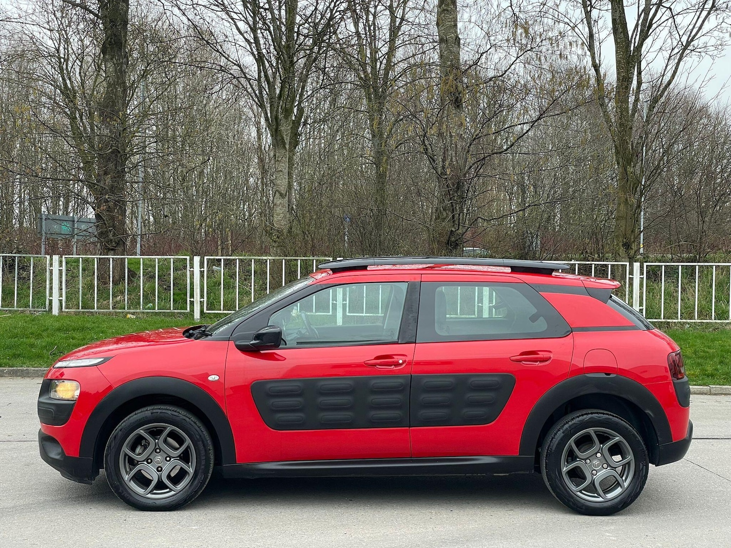 Used Citroen C4 Cactus for sale - 77808816: Photo 4