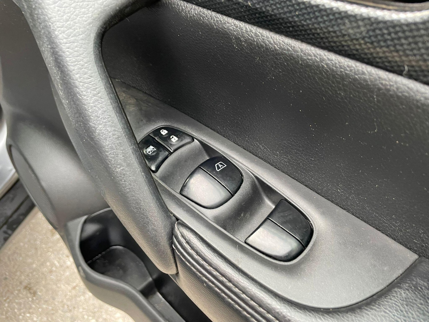 Used Nissan X-Trail 2015 for sale - 77565079: Photo 23