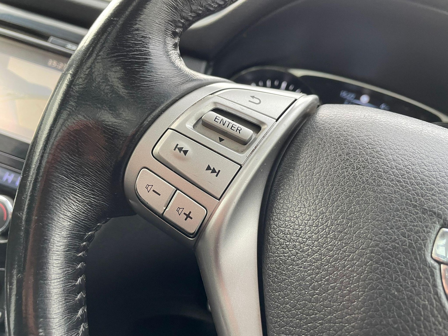 Used Nissan X-Trail 2015 for sale - 77565079: Photo 27