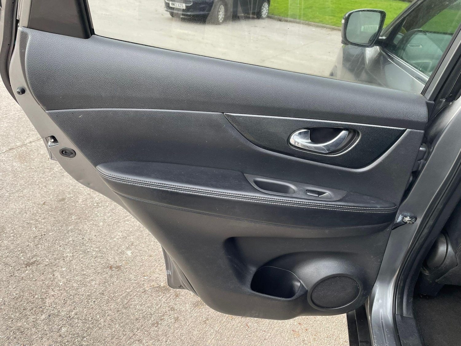 Used Nissan X-Trail 2015 for sale - 77565079: Photo 33