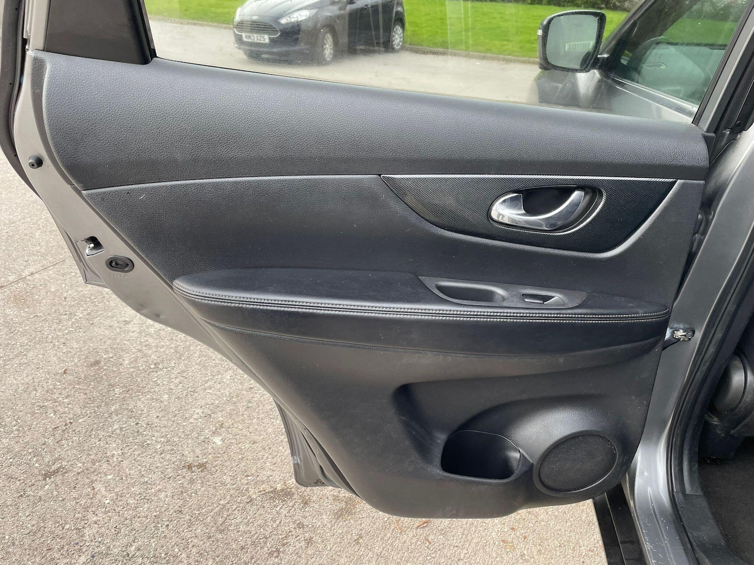 Used Nissan X-Trail 2015 for sale - 77565079: Photo 34